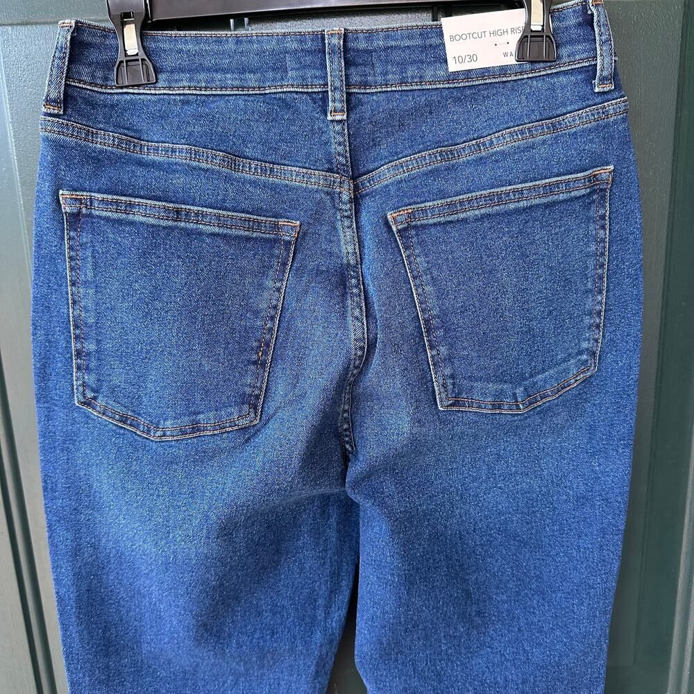 NWT Warp & Weft Bootcut High Rise Jeans 10/30 Midtone Premium Denim QVC Classic - Picture 4 of 9
